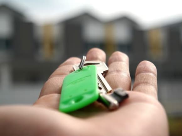 Inspecting Home Before Purchasing How to Buy a House in 2020: A Guide For First Time Home Buyers