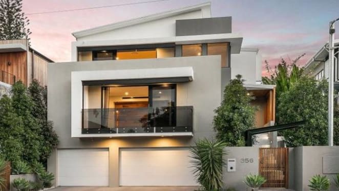 Wayne Bennett sells Brisbane home for $2.12 million