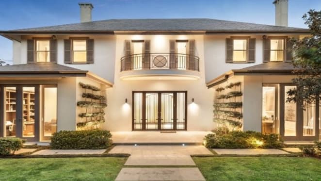 Debbie Dadon sells long-held Toorak home