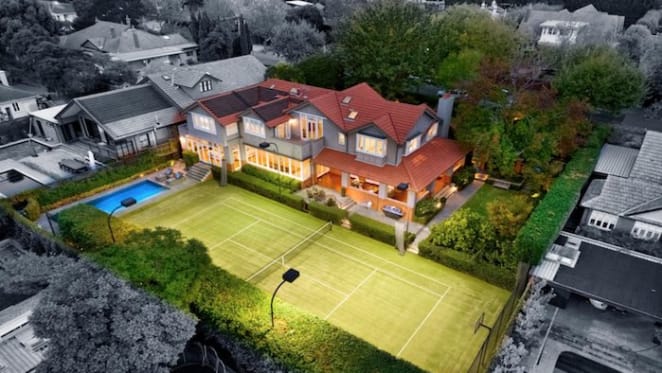 $9 million Glen Iris record setting trophy home resold at $8.05 million