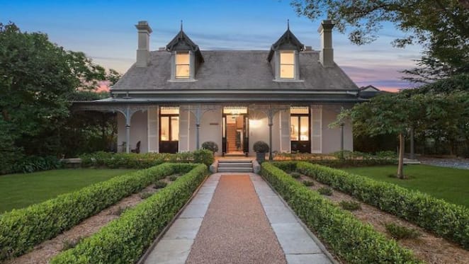 Former Jacob's Creek winemaker sells Daybreak at Hunters Hill