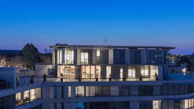 Sydney barrister emerges as Malcolm Turnbull's Canberra penthouse buyer