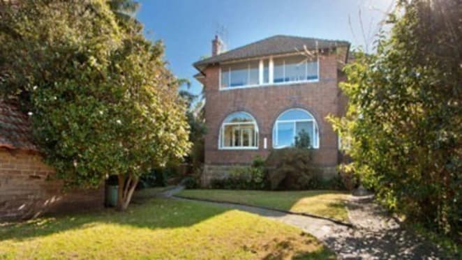 Sydney auction tipping: A tired renovator's delight in Neutral Bay