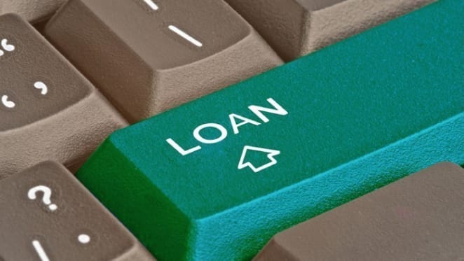 Should you get your mortgage online or use a broker?