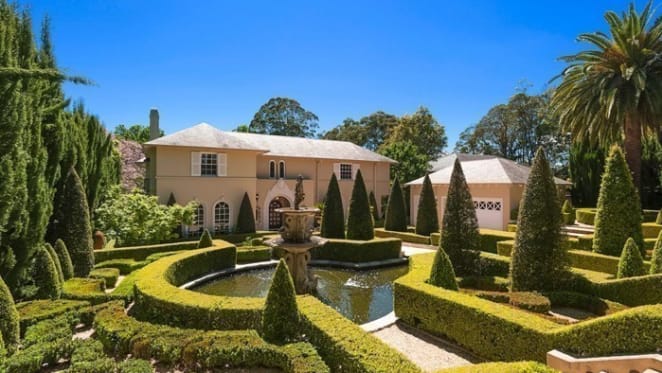 The Upper North Shore, Sydney trophy home essentials: He Said/She Said