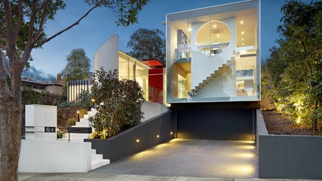 Architectural gem Orb House, Kew returns to market
