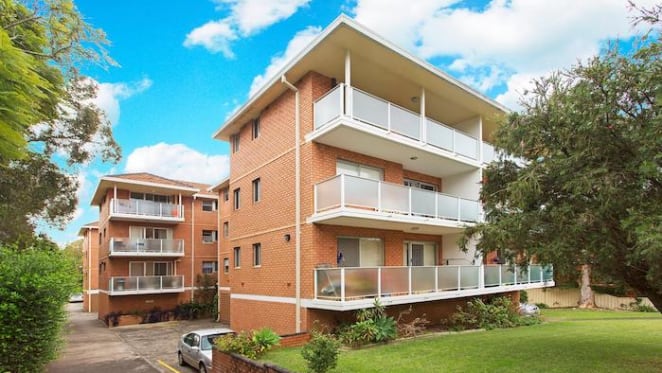 Ben Barba lists Caringbah South investment apartment