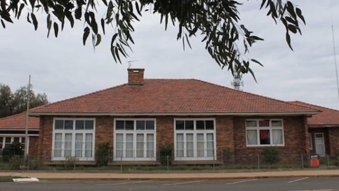 Vacant RSL building at Cunnamulla for sale