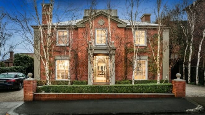 Clinical psychologist Renee Bittar buys South Yarra mansion