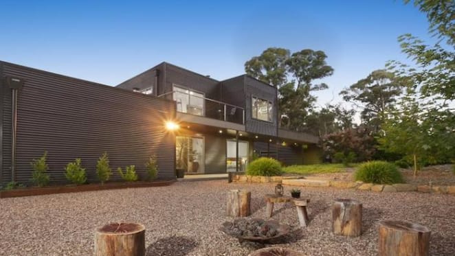 Bushland Hepburn house listed for $1.15 million