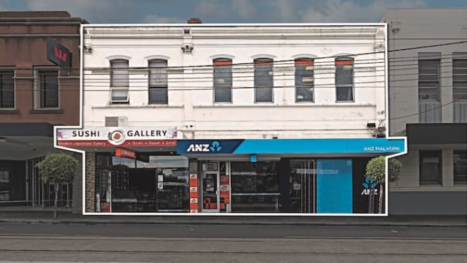 100+ crowd drives $6.8 million sale price at retail auction in Malvern