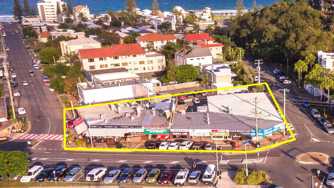 Investment property at Gold Coast's Mermaid Beach sells under the hammer for $9 million