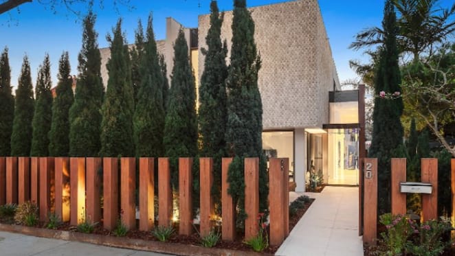 National auction clearance rates cooling