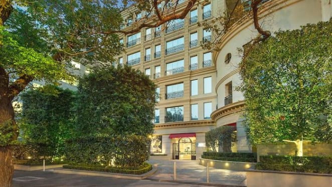 Toni Franchi-decorated St Kilda Road, Melbourne apartment listed for sale