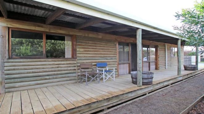 Coastal three bedroom Port Wilunga house sold for $325,000