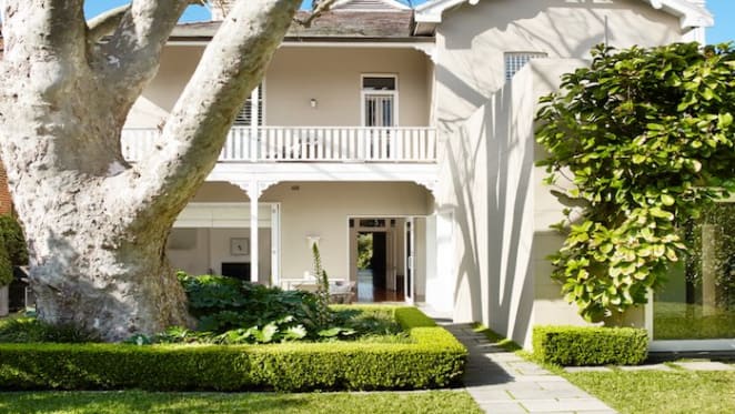 $12 million Centennial Park sale tops weekend results