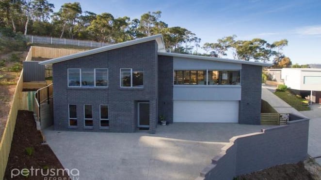 Hobart listings drop by 26.5%: CoreLogic