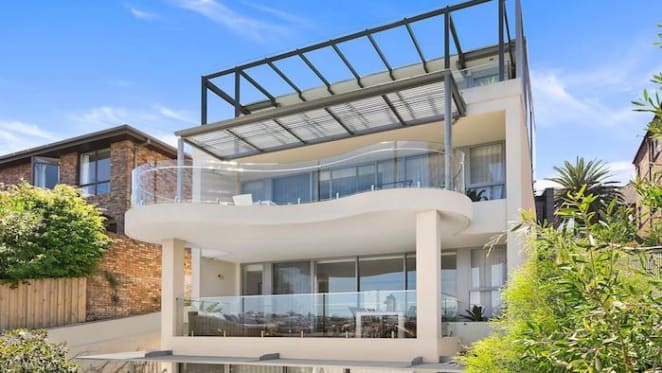Former Sydney Swans coach Paul Roos sells Coogee apartment for $3.1 million