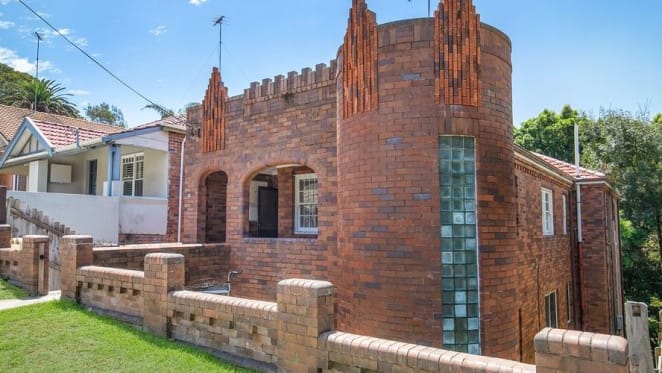 Historic beachside Bronte strata-titled duplex sold