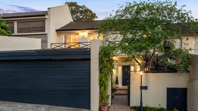 1980s Woollahra home sold for first time