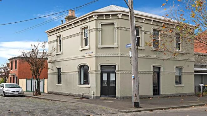 Decommissioned Carlton pub fails to sell