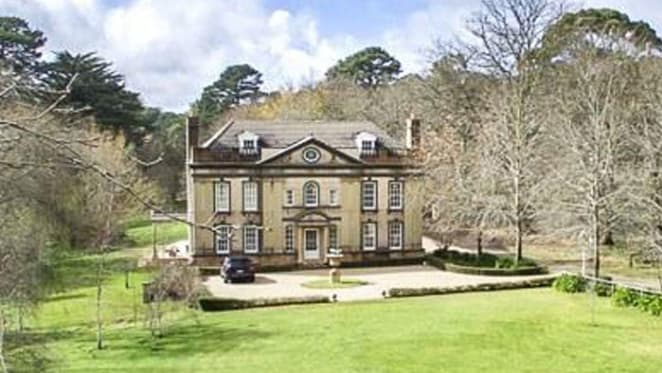Aldgate replica of UK's Widcombe Manor listed in Adelaide Hill