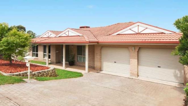 Canberra house market in decline: HTW's March 2017 property clock