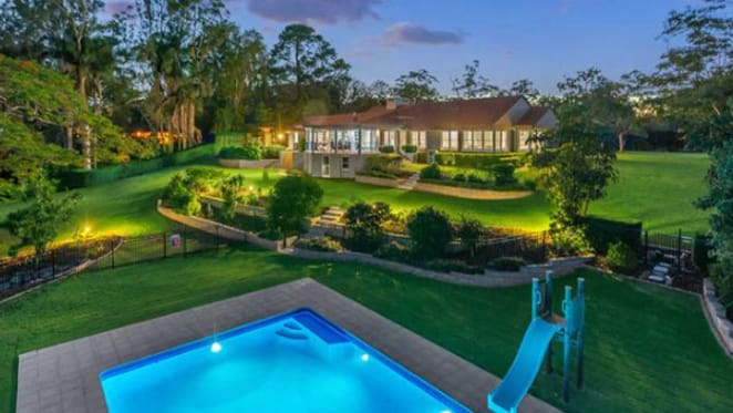 Bevan Slattery sells Fig Tree Pocket riverfront