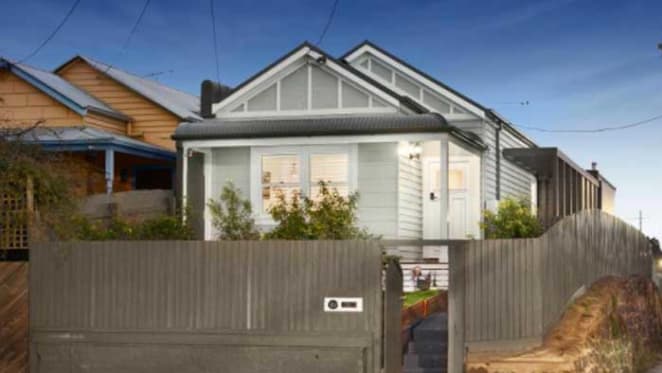 National auction volume down for fourth consecutive winter week
