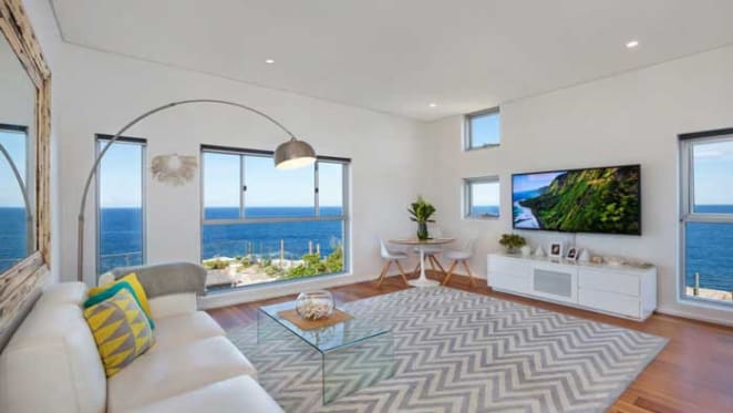 Neighbouring beach pad to actor Simon Baker listed
