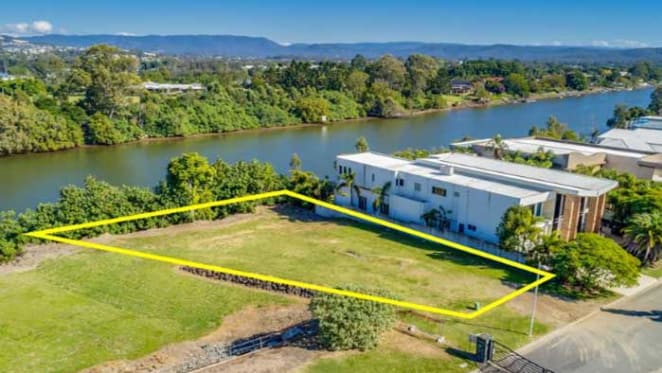 Entrepreneur Ron Bakir lists vacant Benowa Waters land parcel