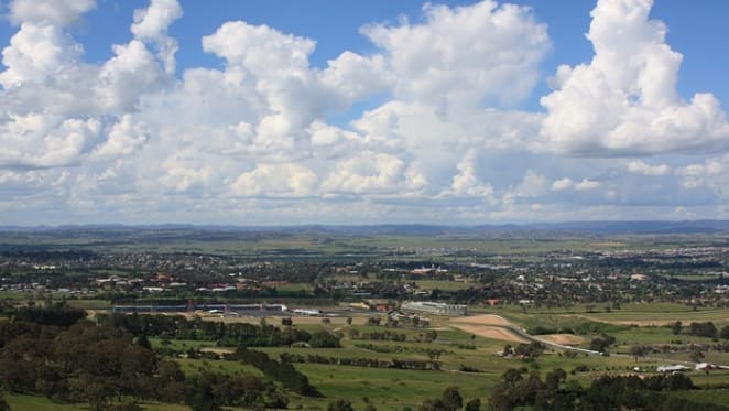 Fringes of Bathurst and Orange can compete with central locations on land value: HTW