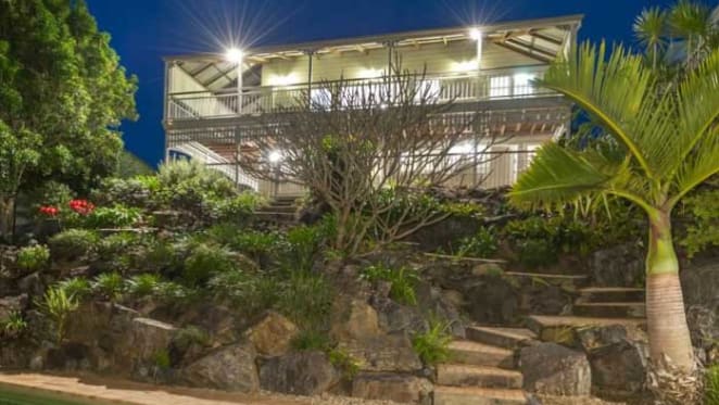 Former Queensland Premier Peter Beattie lists Brisbane Queenslander