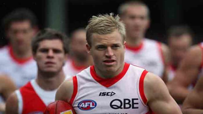 AFL Swans champion Paul Bevan to head north after Vaucluse sale
