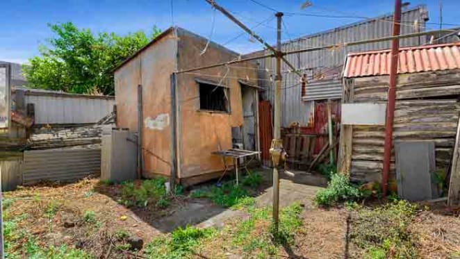 Beyonce, Baz and Barbara: weekend property action