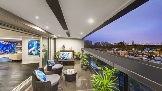Block South Yarra apartment investor seeks 4.6 percent rental yield