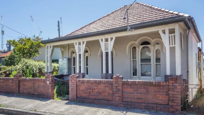 Bondi Junction boarding house sold for $2.9 million