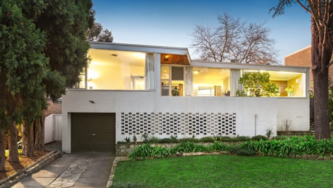 Robin Boyd Ivanhoe East sale