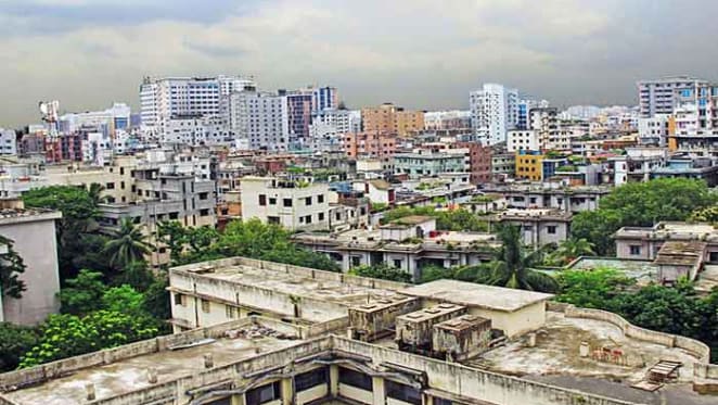 Design in the ‘hybrid city’: DIY meets platform urbanism in Dhaka’s informal settlements