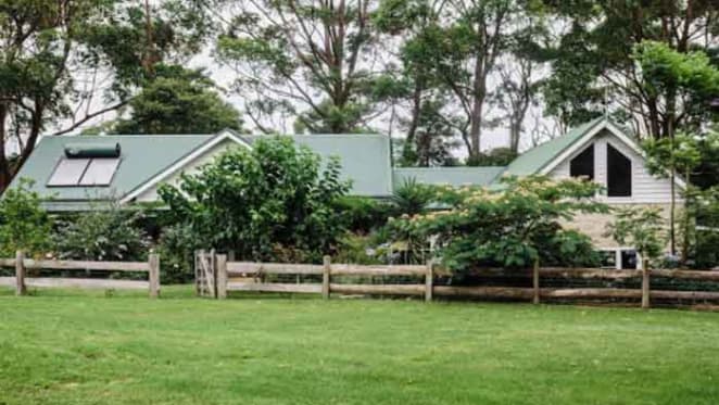 Collette Dinnigan lists redundant Milton weekender