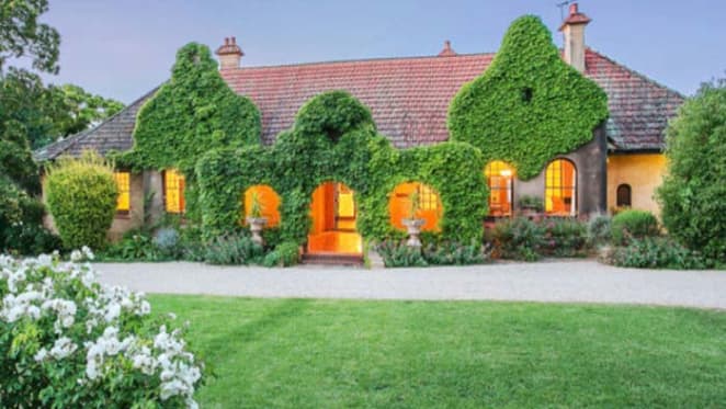 Kirribilli, Adelaide Dutch colonial offering