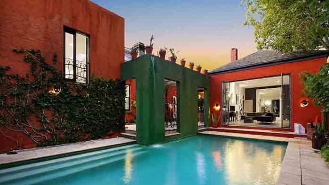 Fashion icon Jenny Bannister has sold her St Kilda home for $3.3 million