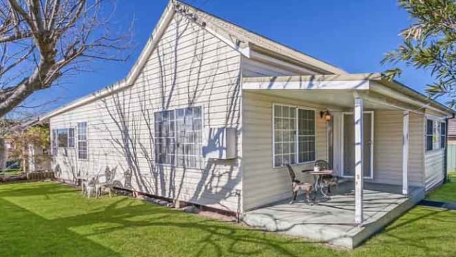Sydney singles finding Illawarra property investments affordable