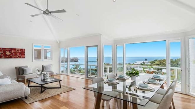Deborah Hutton buys in Bronte