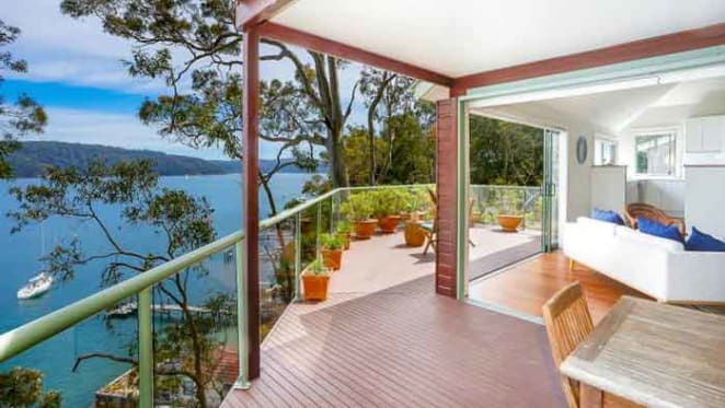 Television producer Anita Jacoby relists Avalon Beach home