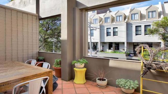 Liz Ellis yet to sell Surry Hills investment