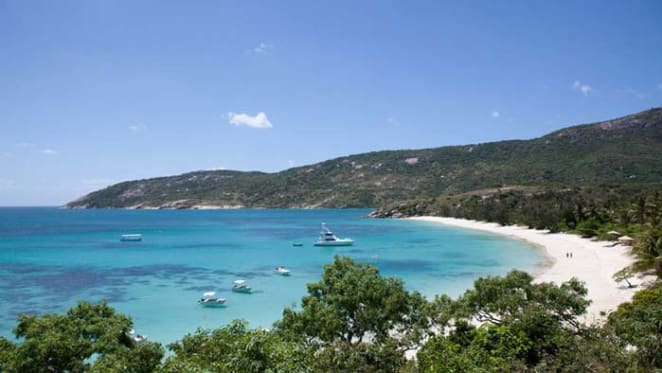 Lizard Island, Heron Island resorts up for sale