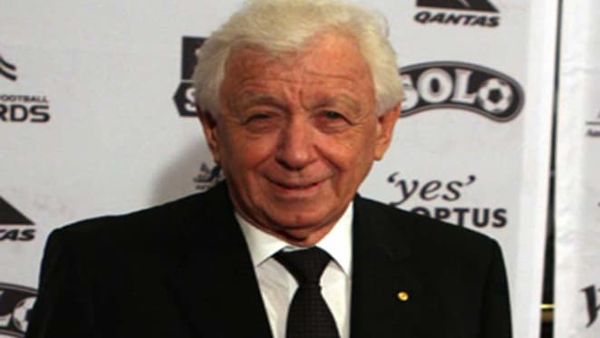 Frank Lowy to retire as chairman of Scentre Group