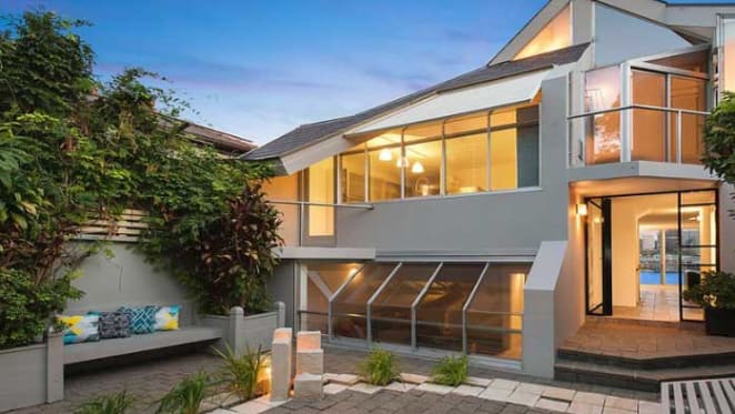 McMahons Point harbour view house sold for $9.38 million