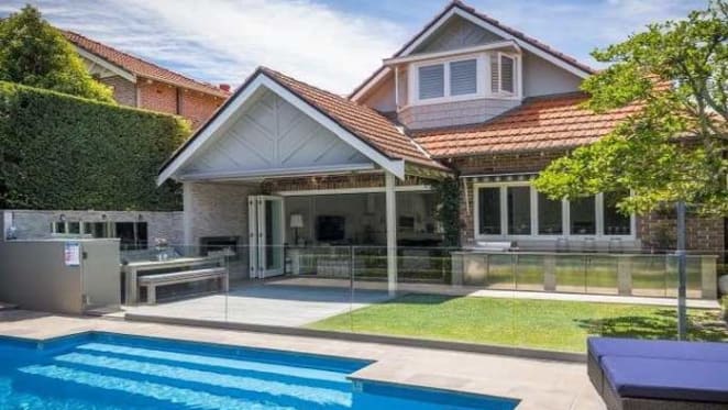 Sheik's Godolphin racing team offloads Mosman trophy home